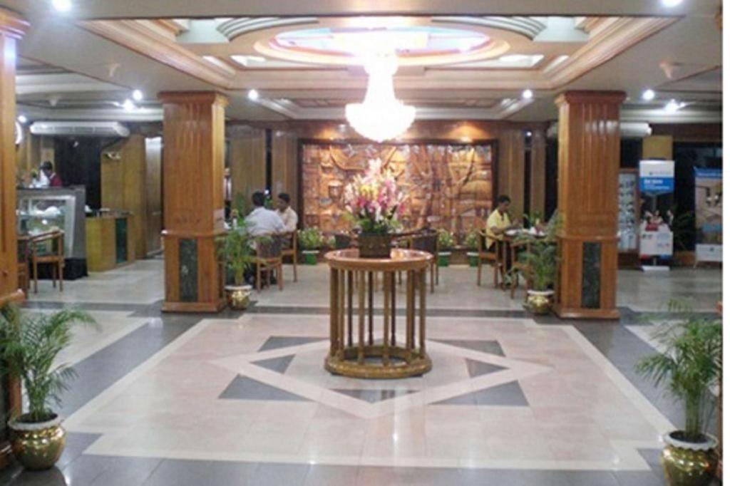 Hotel Agrabad Chittagong Exteriör bild