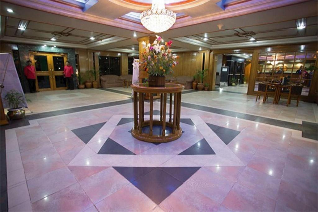 Hotel Agrabad Chittagong Exteriör bild
