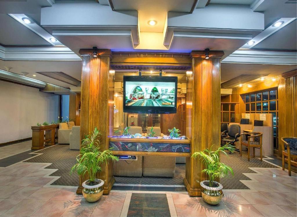 Hotel Agrabad Chittagong Exteriör bild