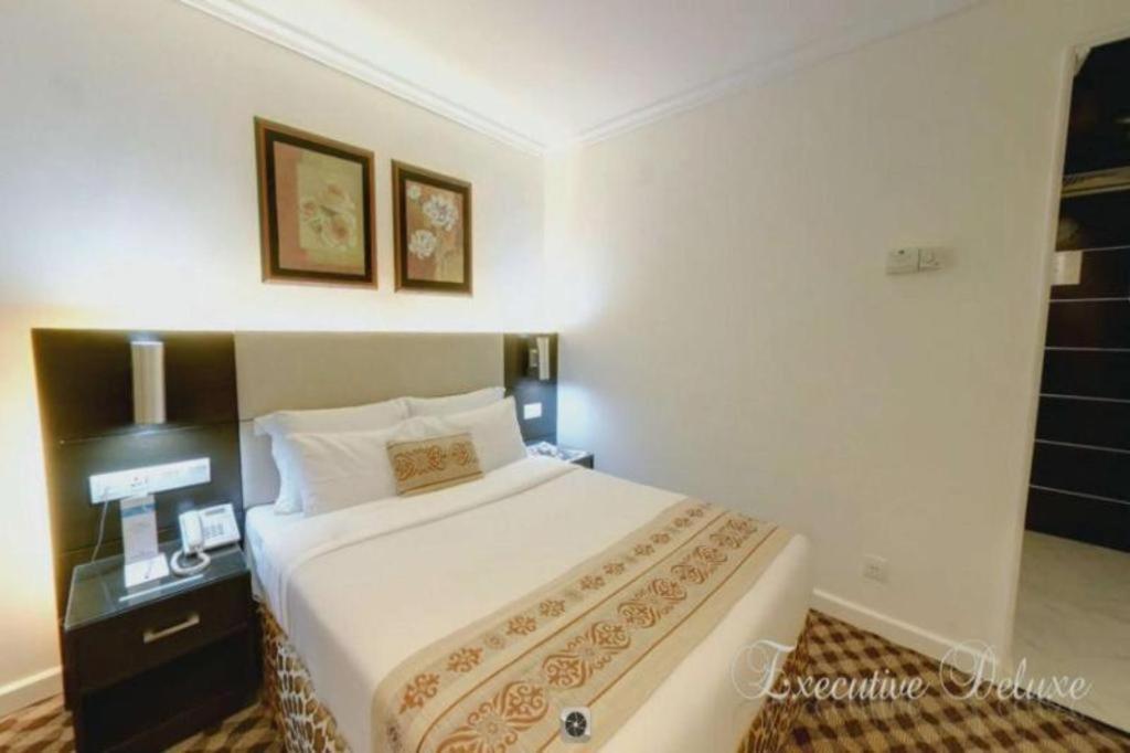 Hotel Agrabad Chittagong Exteriör bild